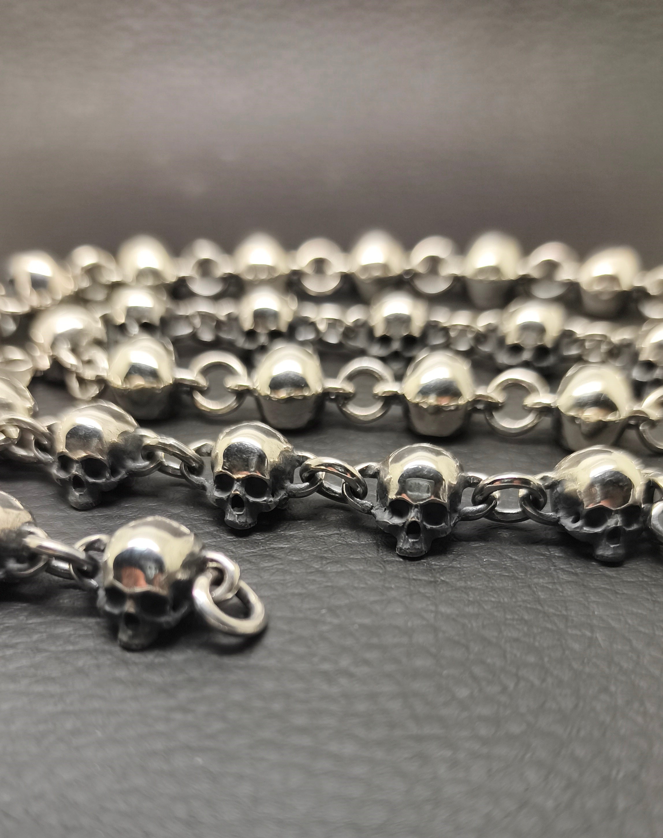 Skull Chain, Sterling Silver Skull Chain, Gothic Collar, Skull Necklace, Love to Death Jewelry, 140 grams, Skull Pendant, Silveralexa