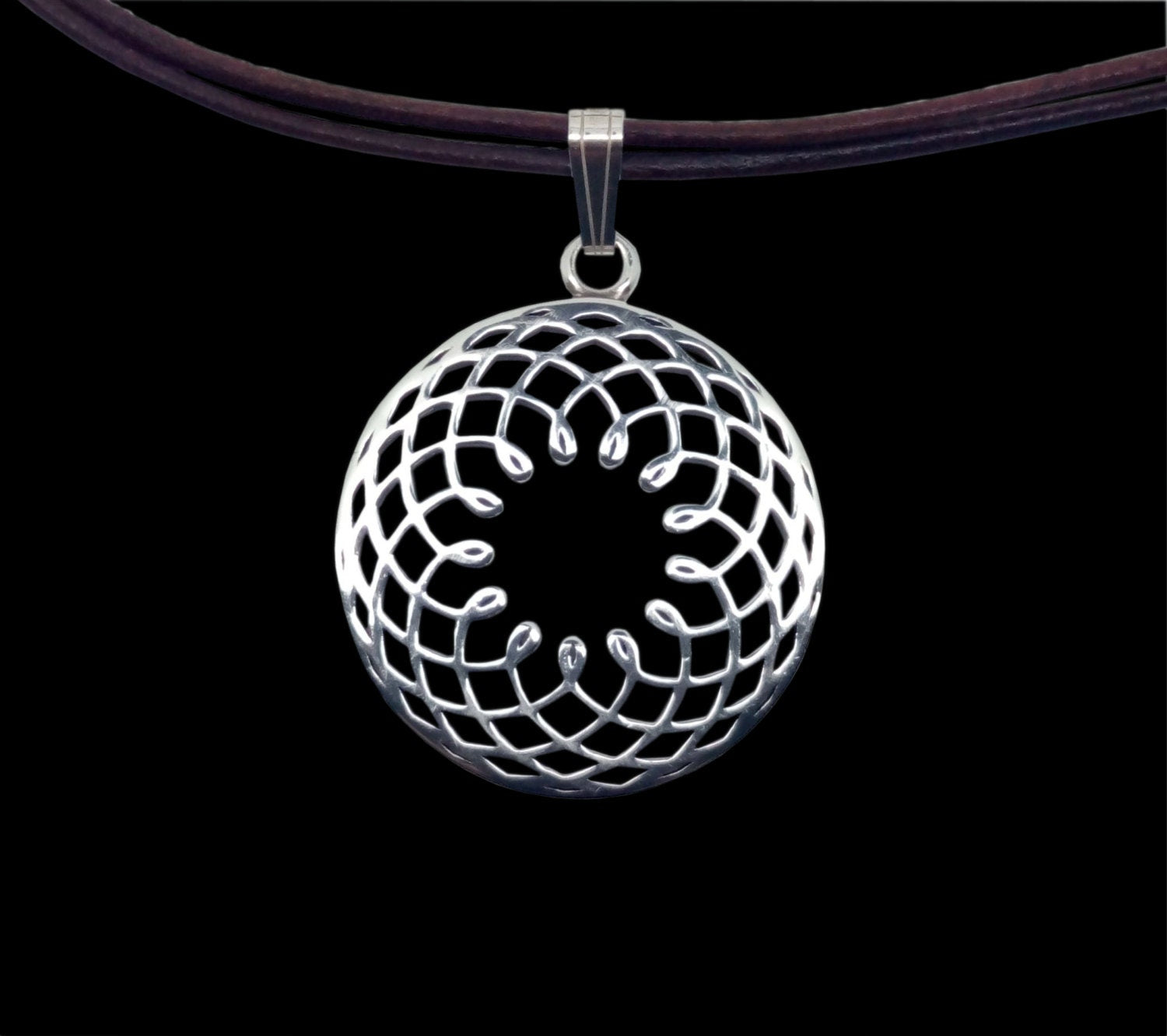 925 Sterling Silver Pendant inspired in Spirographic Art