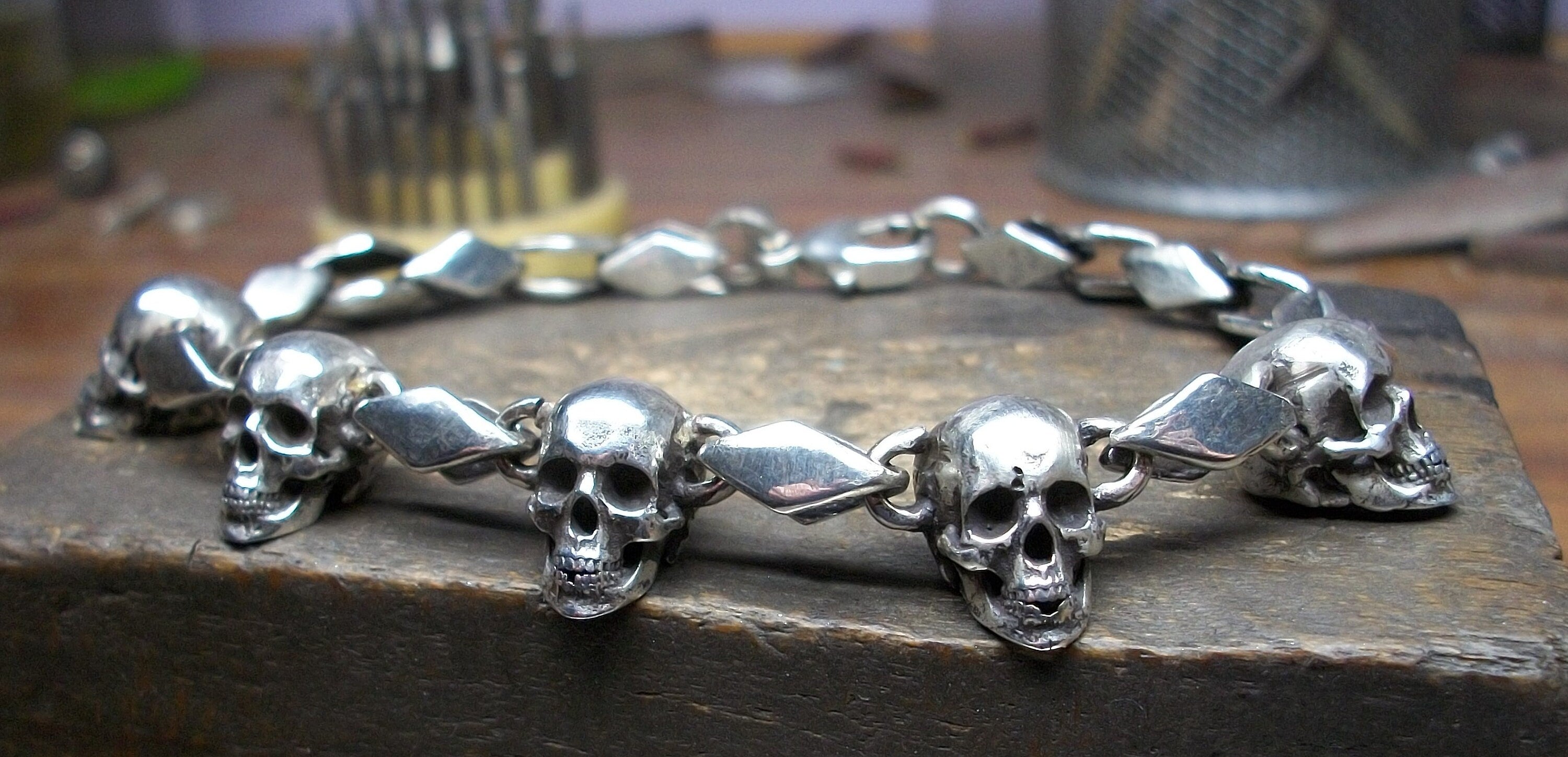 Skull Bracelet - Sterling Silver skull bracelet chain 40 grams